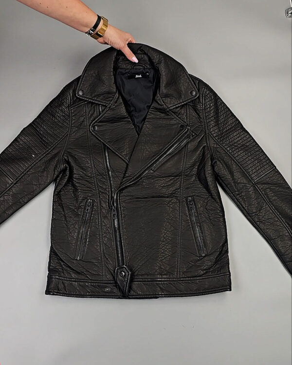 Фотография  225 - AMAZON Winter#15 кг, ЛОТ СТ-9816 оптом в Сочи и Краснодарском крае