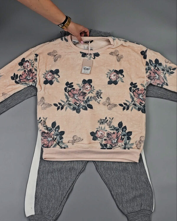 Фотография  535 - Женский микс зима (Winter mix)#20 кг, ЛОТ СХ-0206 оптом в Сочи и Краснодарском крае