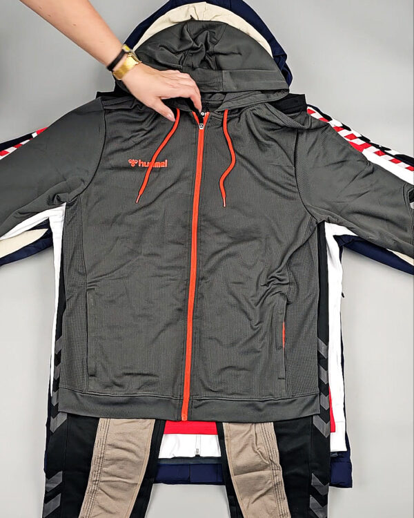 Фотография  645 - HUMMEL mix 50 AF23#19 кг, ЛОТ СТ-9644 оптом в Сочи и Краснодарском крае